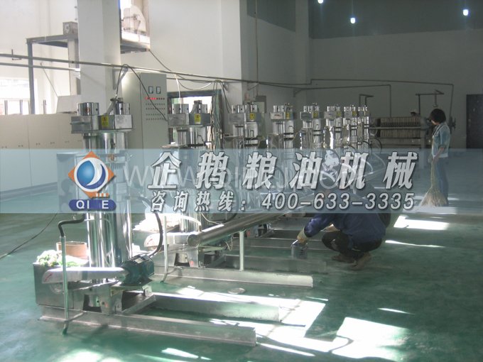 芝麻油壓榨處理設(shè)備，企鵝牌液壓榨油機(jī)勇于創(chuàng)新生產(chǎn)效率高(圖5)