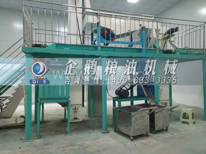 企鵝牌核桃油榨油設(shè)備，生產(chǎn)綠色健康油受大眾喜愛(圖2)